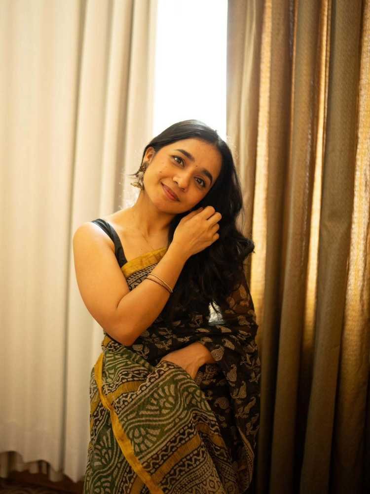 123telugu's tweet image. Photos : #Youth actress #AnishmaAnilkumar 

gallery.123telugu.com/content/slides…

#123telugu