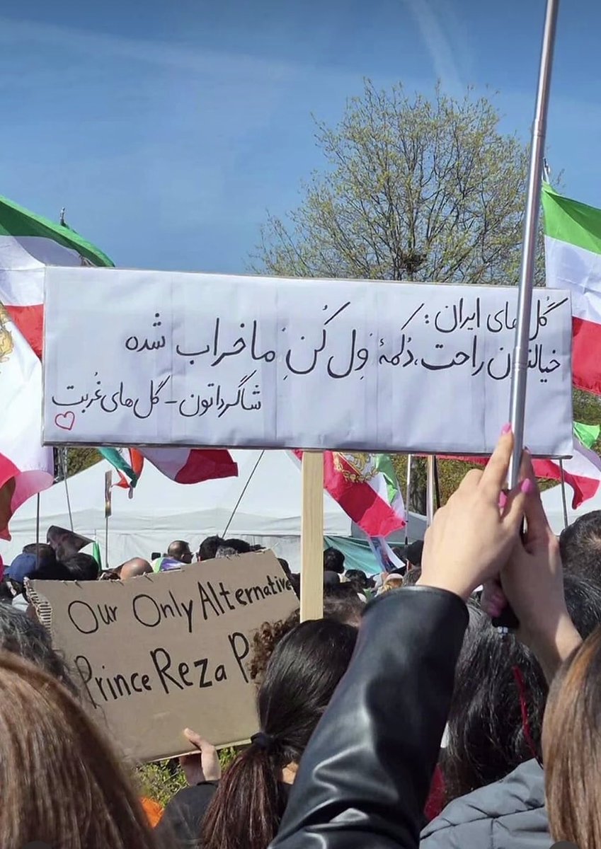 ye mihan parast tweet media