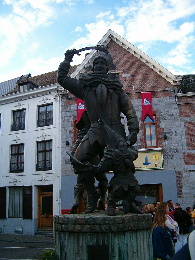 lorraineelizab6's tweet image. 27 April, 1/2 May, 31 Oct: St Ultan (d 657). Irish. In East Anglia founded monastery at site Burgh Castle with brothers Ss Foíllán/Fursa. Then #Fosses-la-Ville, #Belgium with St Foíllán, St Itta &amp;amp; her daughter St Gertrude of Nivelles. Taught psalmody. d. bandits in Sonian Forest.