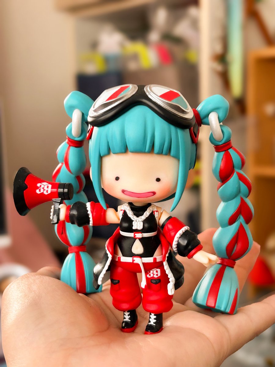 ヒズミ tweet media