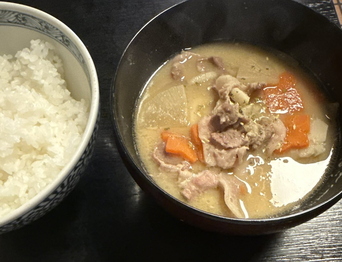 今日は豚汁！