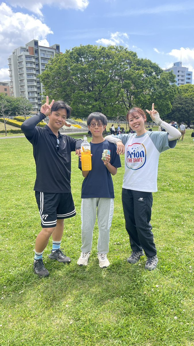 ヨコ tweet media