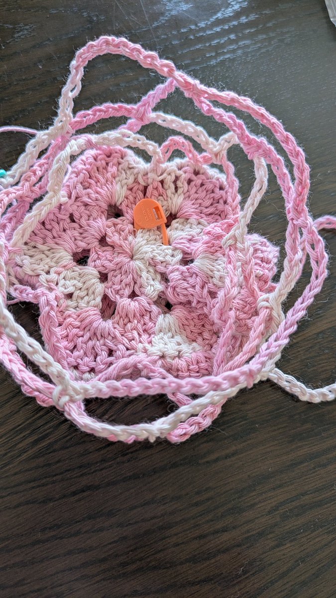 たろみん tweet media