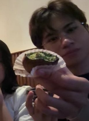 — vvaein tweet media