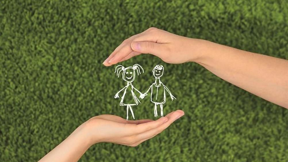 SecEd_Education's tweet image. Working Together to Safeguard Children has been updated. From anti-racist practice and domestic abuse to Family Help, extra-familial harm &amp;amp; joined-up working – what do the 2026 changes mean for #safeguarding in #schools &amp;amp; DSLs? buff.ly/5Ow0wCY #education