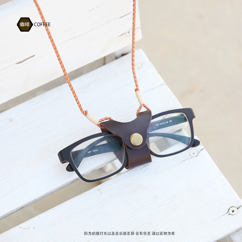 whalesongs33479's tweet image. ☀️ Ready for every sunny adventure?
This braided chain keeps your glasses close, no matter where the day takes you.
Perfect for beach days, road trips, and everything in between.
#SummerEssentials #EyewearChain #VacationVibes