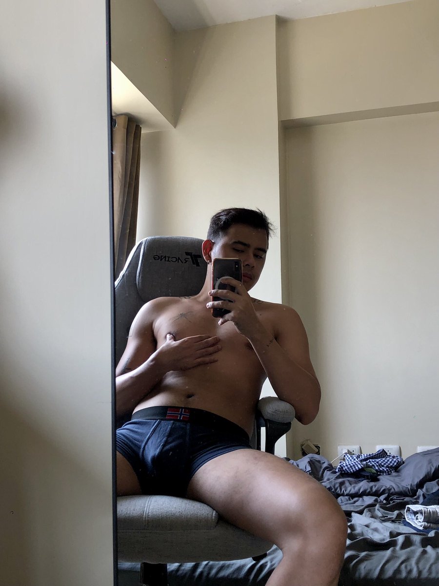 zzZ tweet media