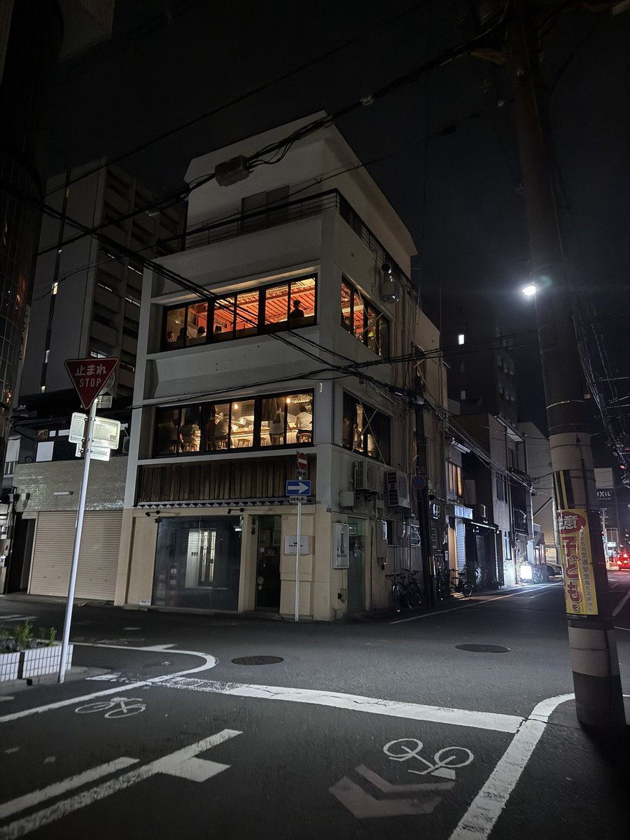 メイ tweet media