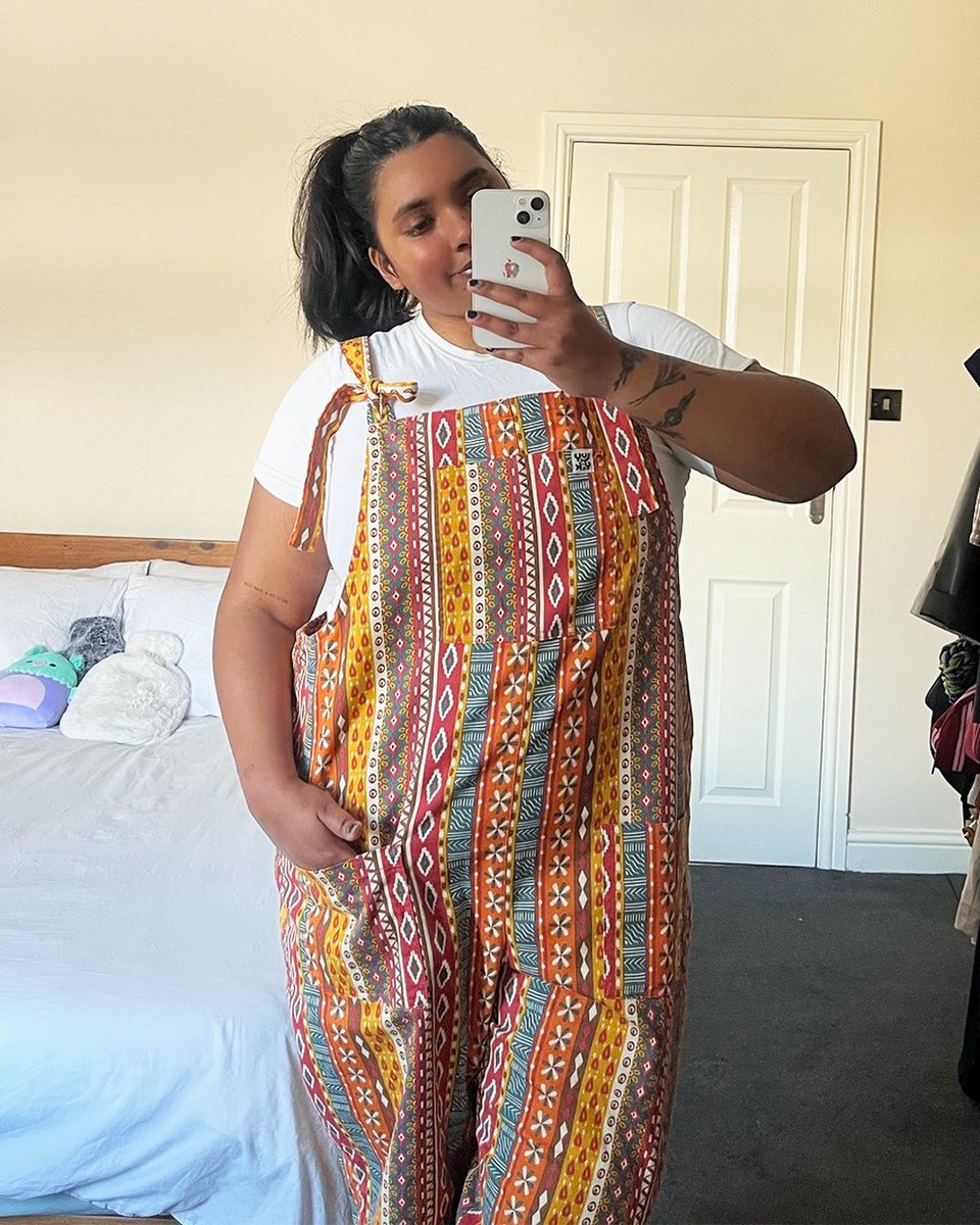 LucyandYak's tweet photo. Yaks, cameras and smiles at the ready 😁 It’s #YakMirrorSelfieMonday 📸

Share your selfies on Insta for your chance to bag yourself a £25 YakToken! 💗

https://t.co/y0JXXQcWyP https://t.co/82EkCu5VUh
