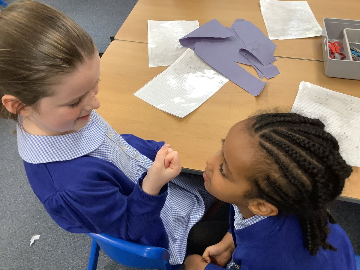 AbbeyPrimary's tweet image. #Y1 #English #Speakingandlistening… Today we are hot seating. Taking on the role as interviewer as we interview the main character in our book.