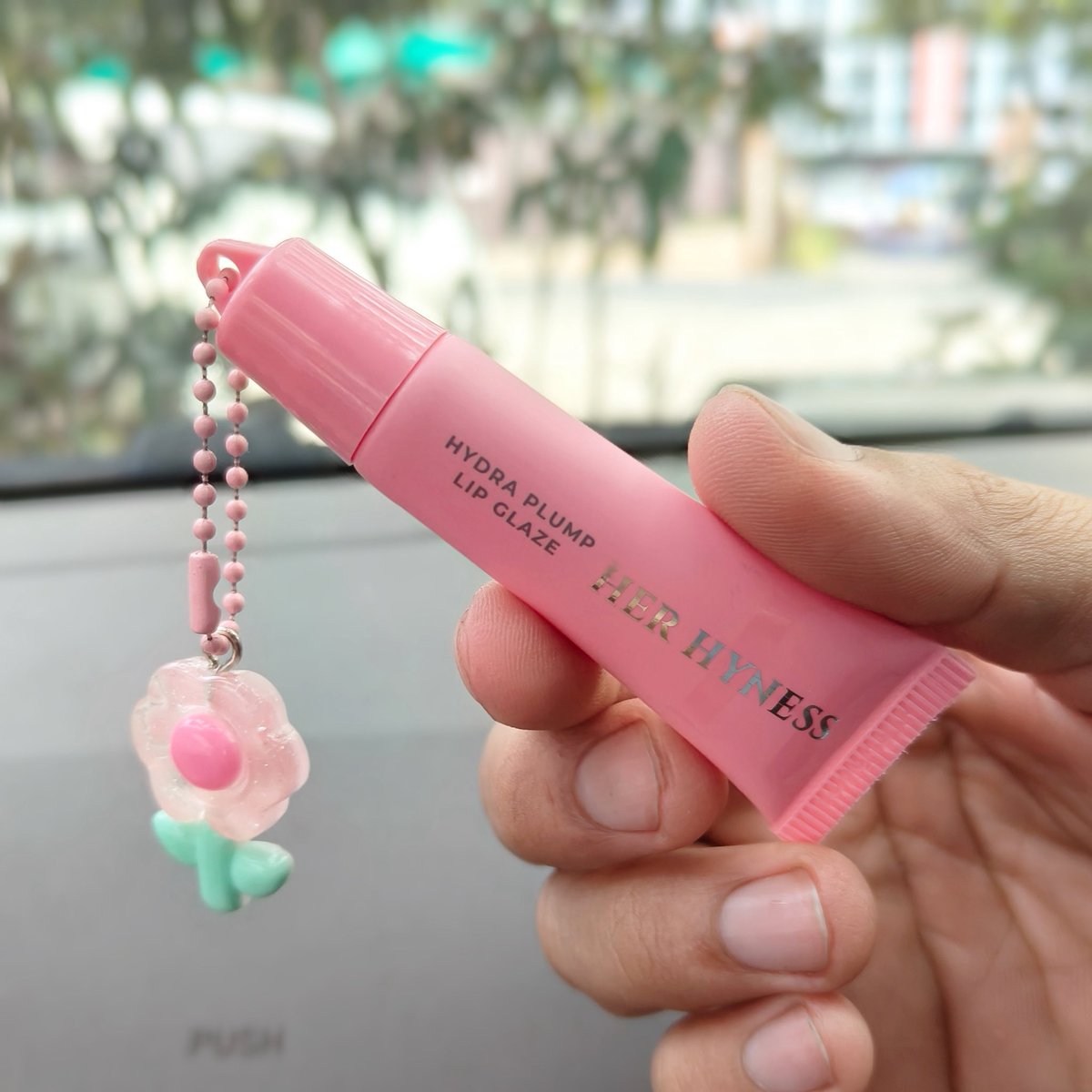 ล อ ง ดู เ ล ย ☻︎ tweet media