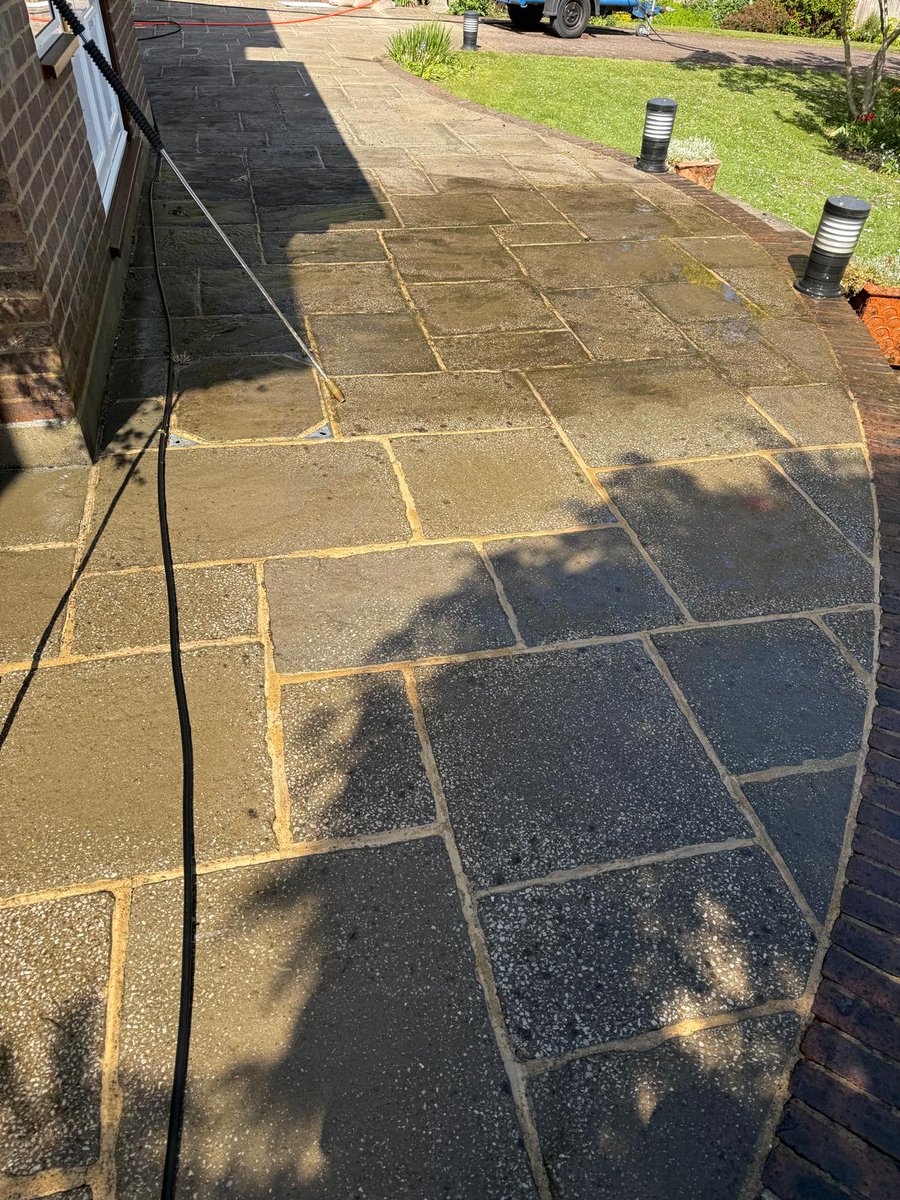 CPMaintain's tweet photo. 🚨 The CPM team has just completed this jet wash clean for a home in Seldon.

Do you need help 🙌 with a jet washing service? 

 📲 0800 3032745

#cleaning #home #property #cleaningservice #jetwashing #jetwash #sussex #surrey #kent #property #home #driveway #patios #paving https://t.co/UzVc4mLugL