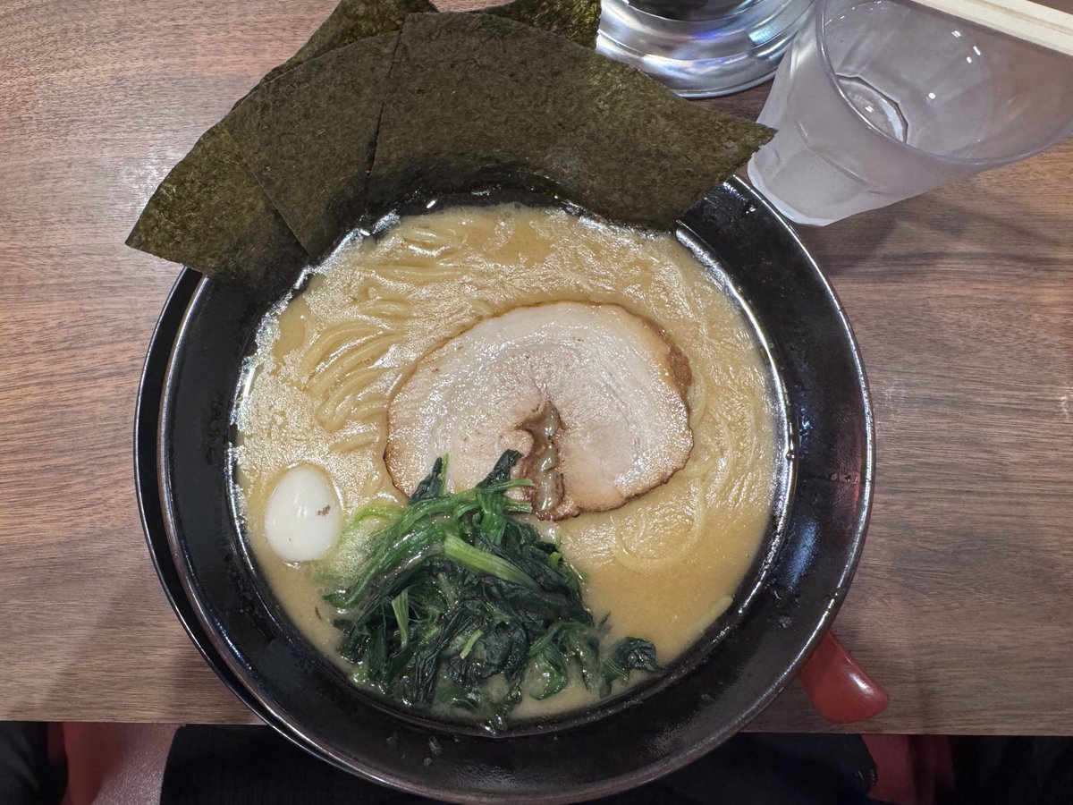 ドミノ・エビ tweet media