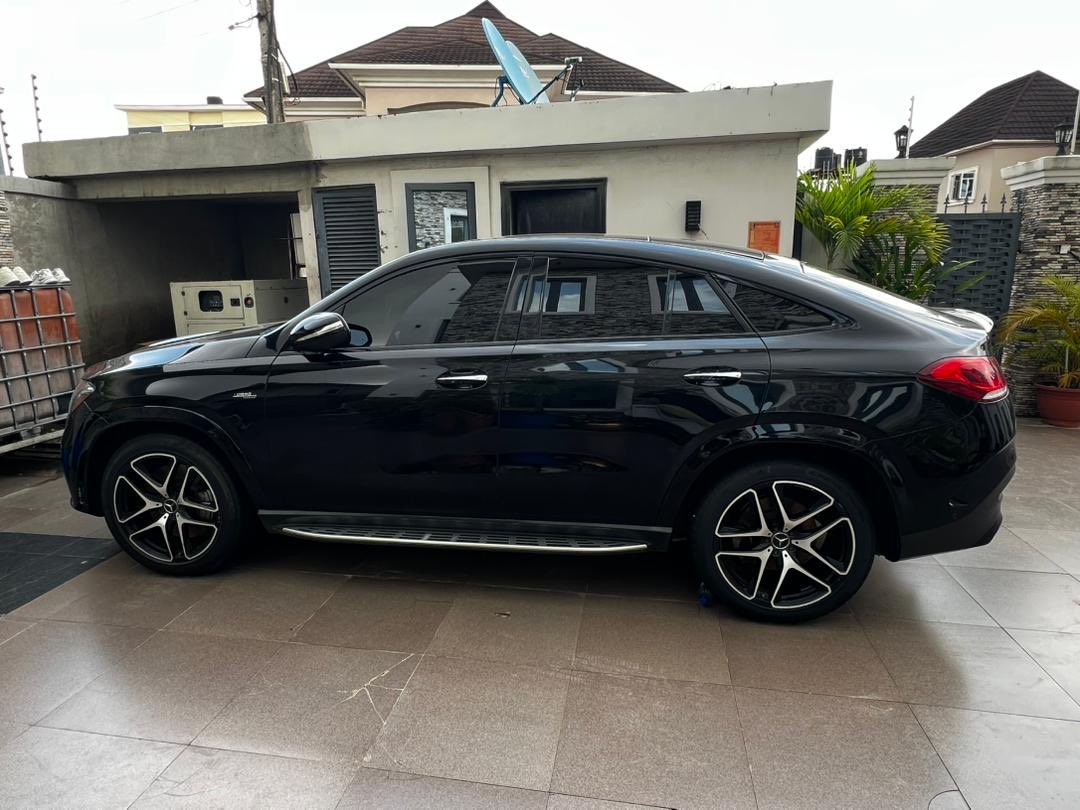pokafaceJUKEBOX's tweet photo. #distressSale #mercedes #benz 2021 GLE53 AMG. Custom 2023. For inquiries 07062253749 or dm ….chei https://t.co/ENOM5IGHef