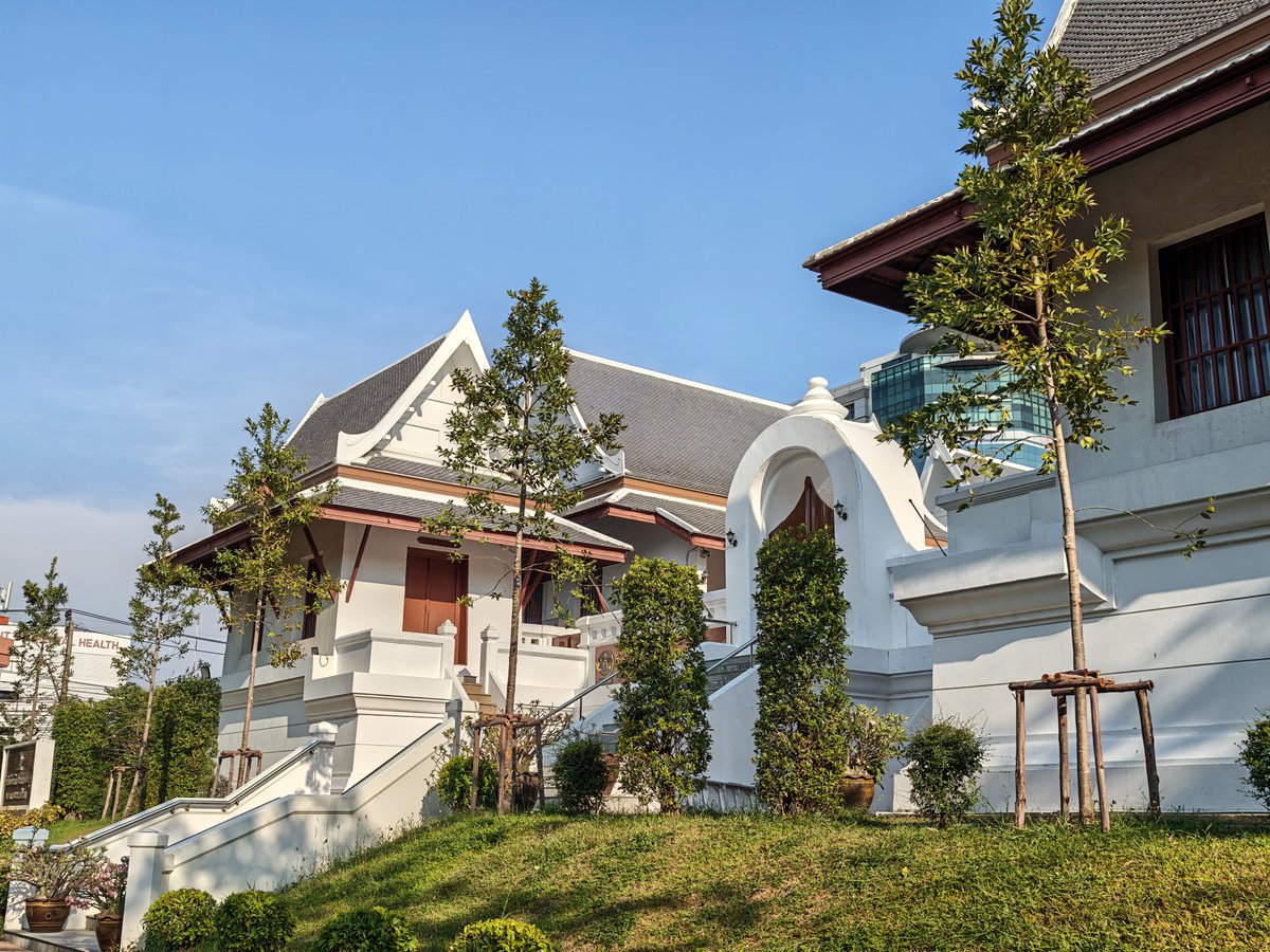 Blackbi37948287's tweet image. มาเดินเล่นกรมแพทย์แผนไทยและการแพทย์ทางเลือก
ช่วงนี้เริ่มมีลงสมุนไพรและทำ landscape ใหม่บางจุดละ 
คิดถึงสมัยก่อนที่มีสมุนไพรขึ้นเต็มไปหมด ความรู้ใกล้ๆบ้าน
.
#alternative #medicine #herbal #landscape