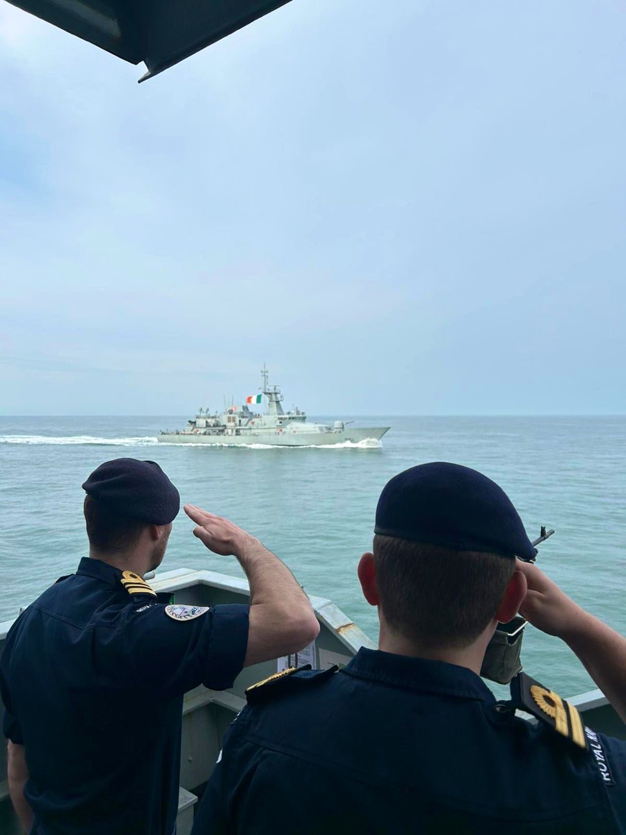 HMS MERSEY tweet media