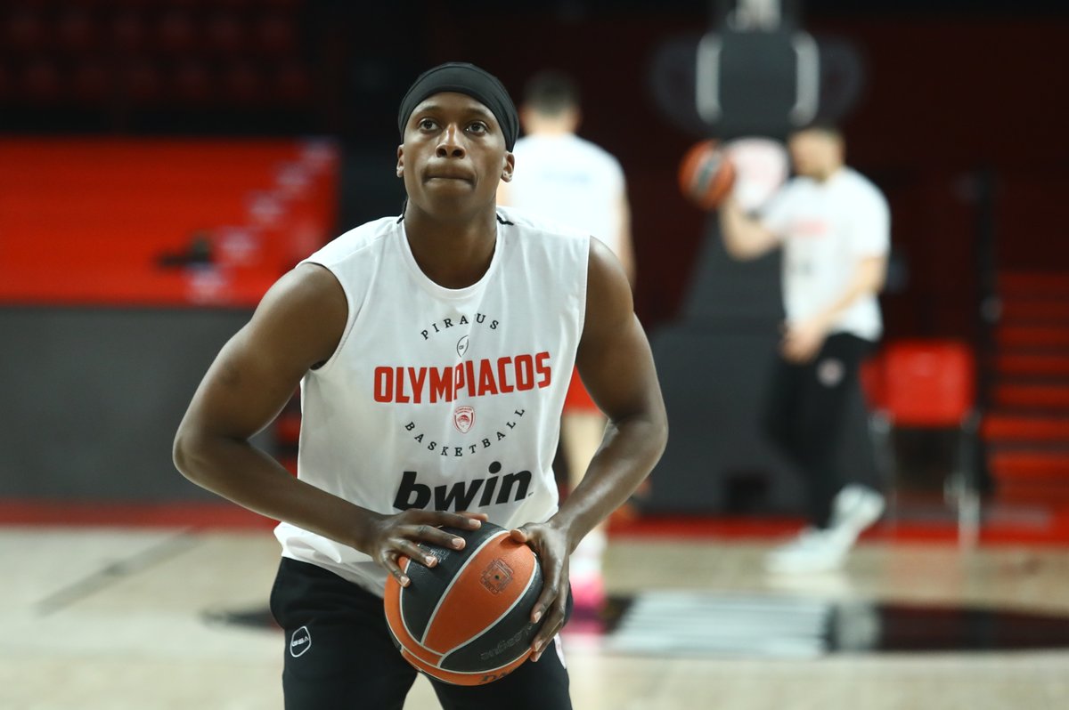 Olympiacos_BC's tweet photo. 🎙️Media Day: Play Offs - Game 1

🏀 #OlympiacosBC - AS Monaco (28/04, 21.00)

🎟️ SOLD OUT

More pics ➡️https://t.co/QdiQcFWBiR

#WeAreOlympiacos #TogetherWeFight https://t.co/sic8fwLYe2