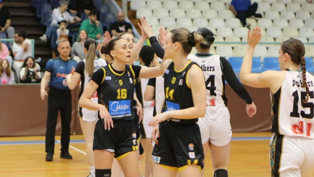 Ένταση, πάθος, αλλά και νευρικότητα στον δεύτερο τελικό αγώνα του πρωταθλήματος. Ο «Άρης» νίκησε τους «Πάνθηρες» και κατέκτησε τον τίτλο #kavala #news #xirafi is.gd/bKhH81