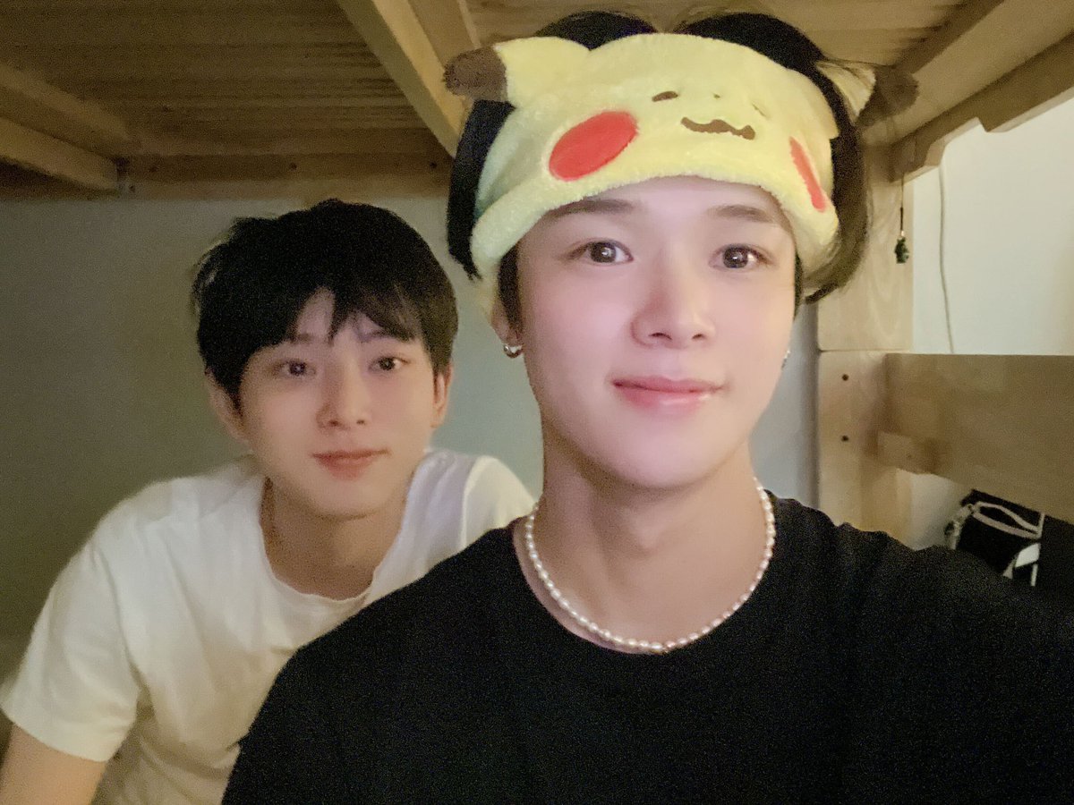 코이 tweet media