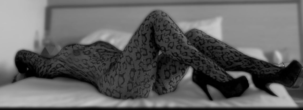 curious_coupleT's tweet photo. I wanted to say hello to all the new followers, I see you! Not sure how you all found me (big thanks to the reposters) but welcome and thanks for following. If you’re new say hi below and let me what brought you to my page so we can get to know each other a bit x https://t.co/ZwEMOds2nt