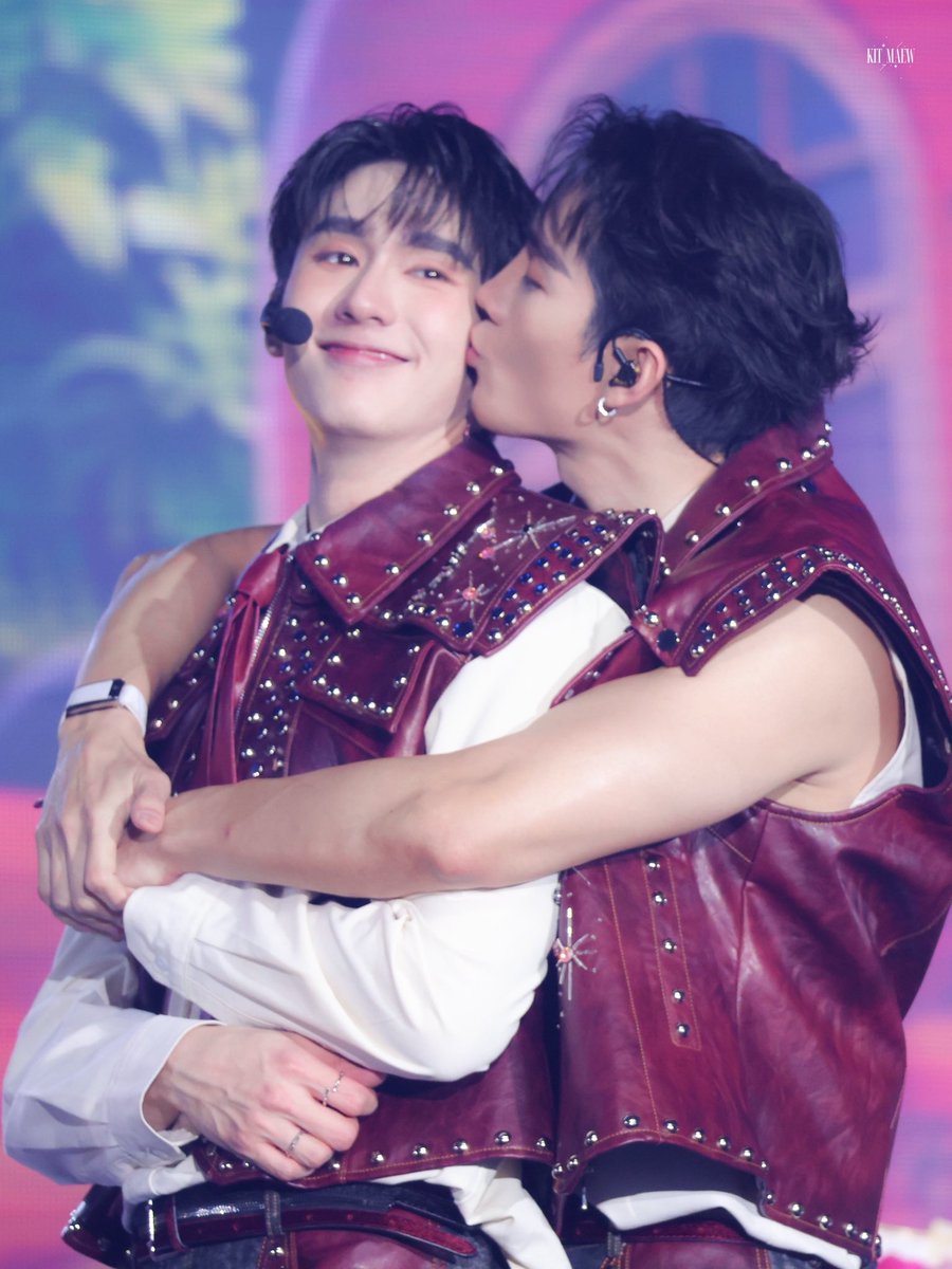 Nattha_FB 🦊🍅 ฟอสบุ๊คNeverDie tweet media