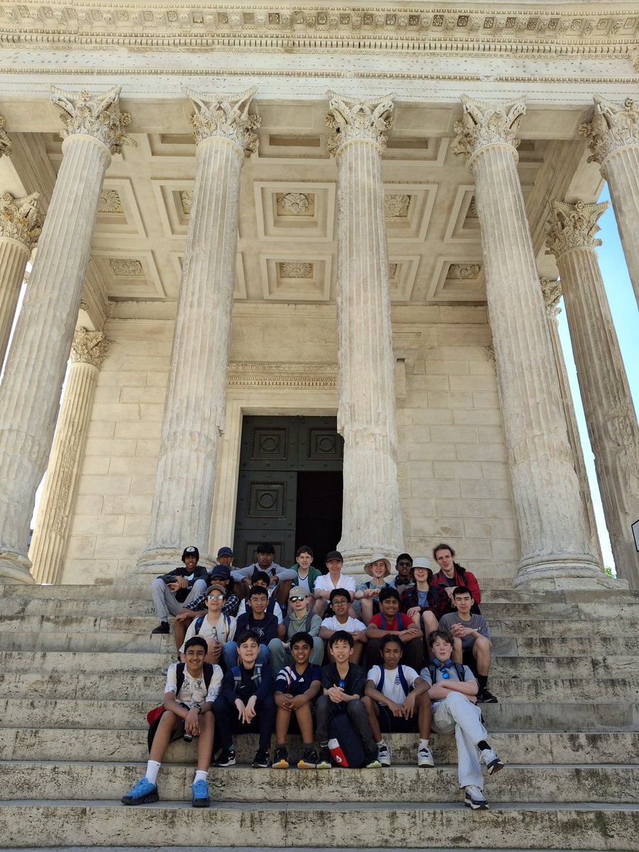 DGSClassics's tweet photo. On the steps of the Maison Carrée, the incredible temple to the imperial cult in Nimes! https://t.co/AjWXcuNb5e