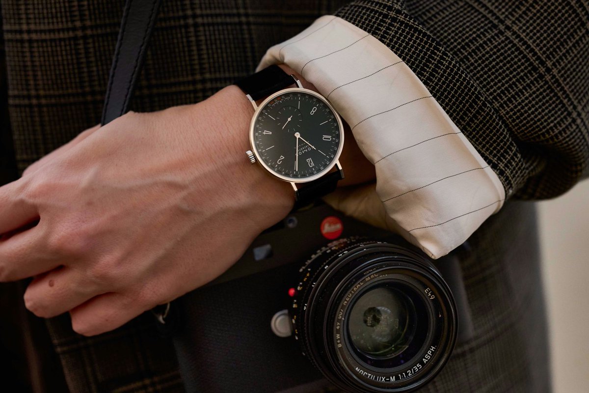 nomosglashuette's tweet image. "Photo Report: The Sights, #Watches, And Style Of #WatchesandWonders2026" @Hodinkee 

hodinkee.com/articles/the-s…