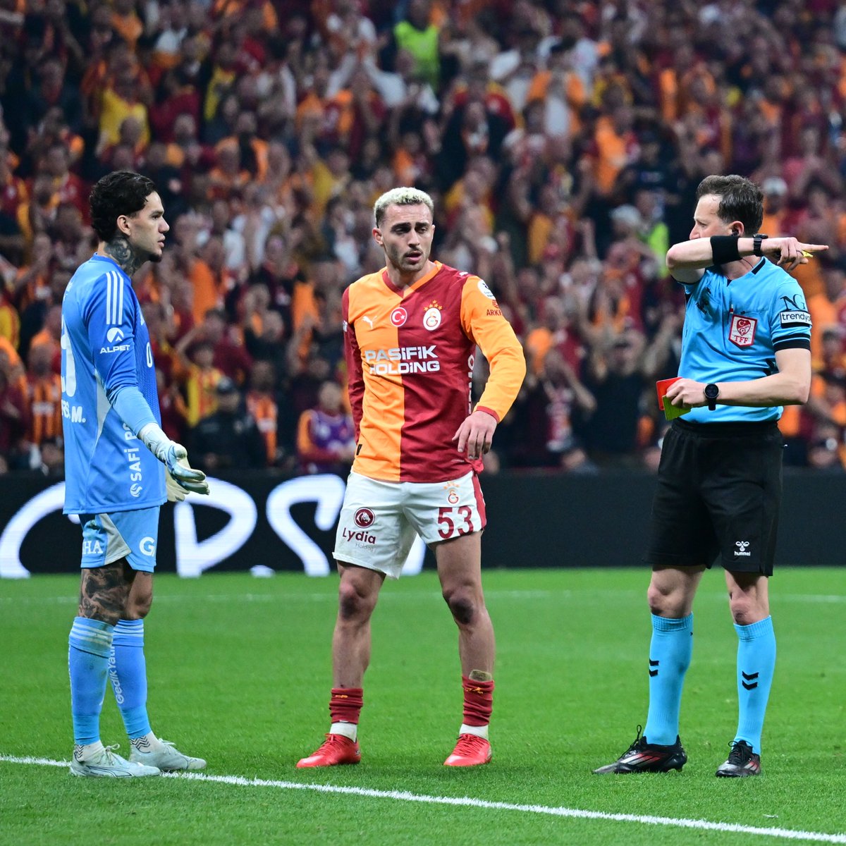 Boşuna Tıklama tweet media