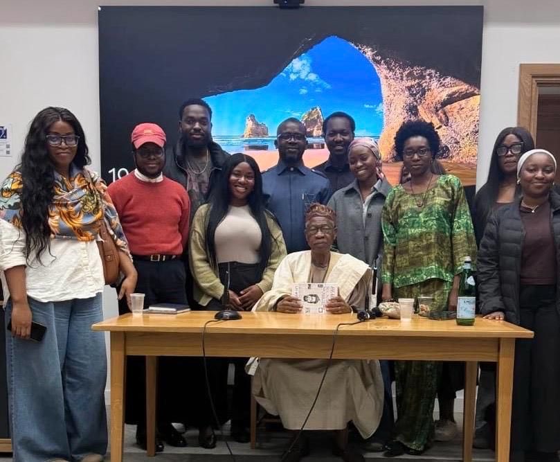 therealmediaNG's tweet image. Lai Mohammed says EndSARS crisis was fueled by fake news, not communication failure.  Read more: therealmediang.com/news/fake-news…  #EndSARS #FakeNews #Nigeria #RBNNews
