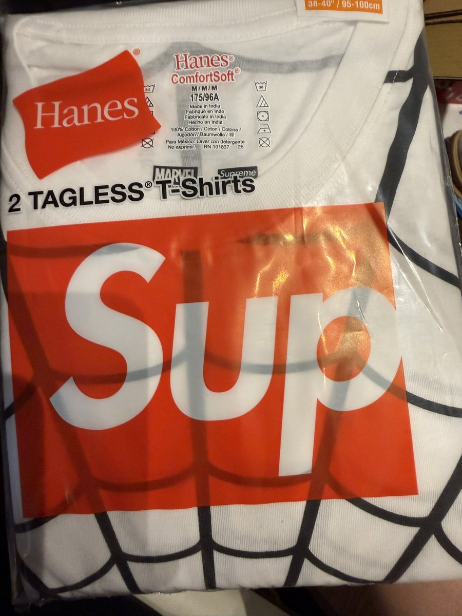 ryo_86GT's tweet image. きった！
#supreme