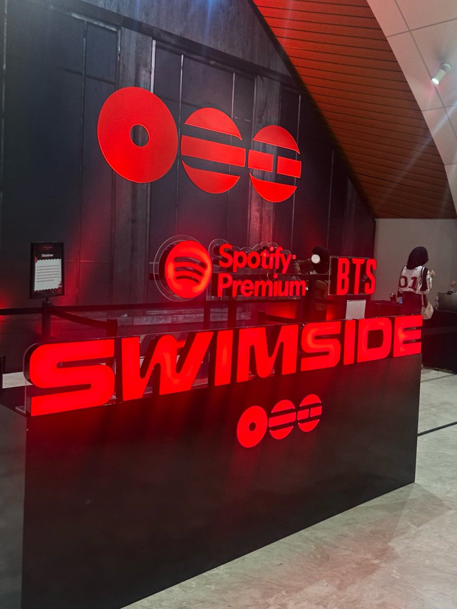 _astarrysky_'s tweet photo. BTS SWIMSIDE 'Jakarta'

#SWIMSIDE #SpotifyxBTS https://t.co/qjjXg3DOjC