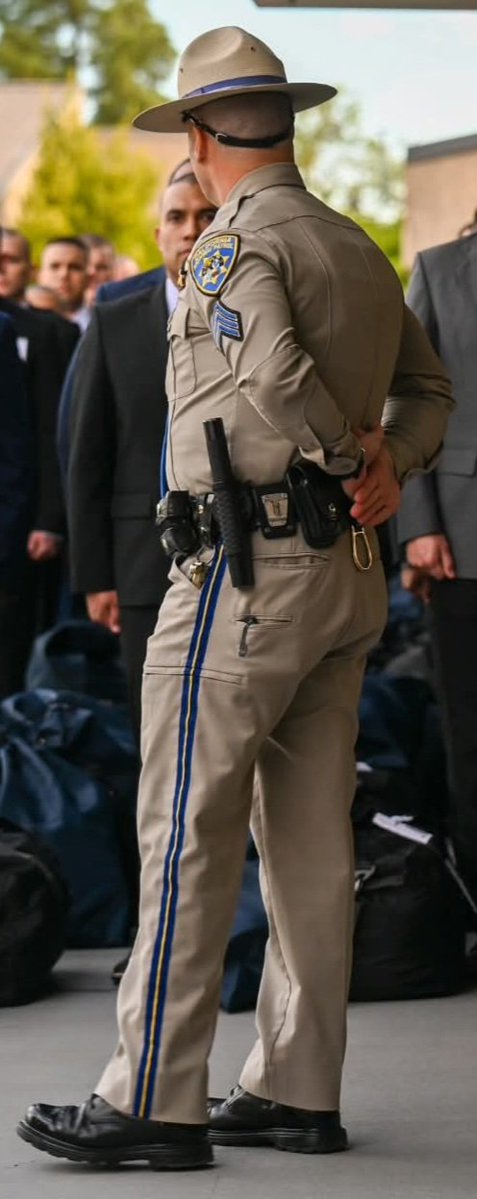 Uniformedmen tweet media