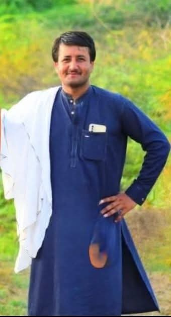 AhsanJunaidAJ's tweet image. Lakki Marwat: Anti-Narcotics Force (#ANF) official Fareedullah, a resident of Abdul Khel, was abducted by militants and later shot dead near Dhoda, according to police sources. Authorities are investigating the killing.

#LakkiMarwat #KPK #Pakistan