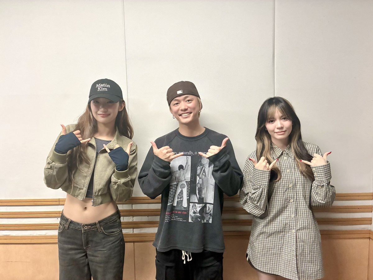 ＼📻ラジオ情報📻／

このあと20時放送❣️
文化放送「Girls²のがるがるトーク！」 

今夜の担当は桜花＆來亜💜🤍
そして同じ宮崎出身！
BALLISTIK BOYZ 日髙竜太さんを
ゲストにお迎えしました☀️
お楽しみに✨✨

＝＝＝＝＝＝＝＝＝＝＝
文化放送「Girls²のがるがるトーク！」 
20:00-20:30放送