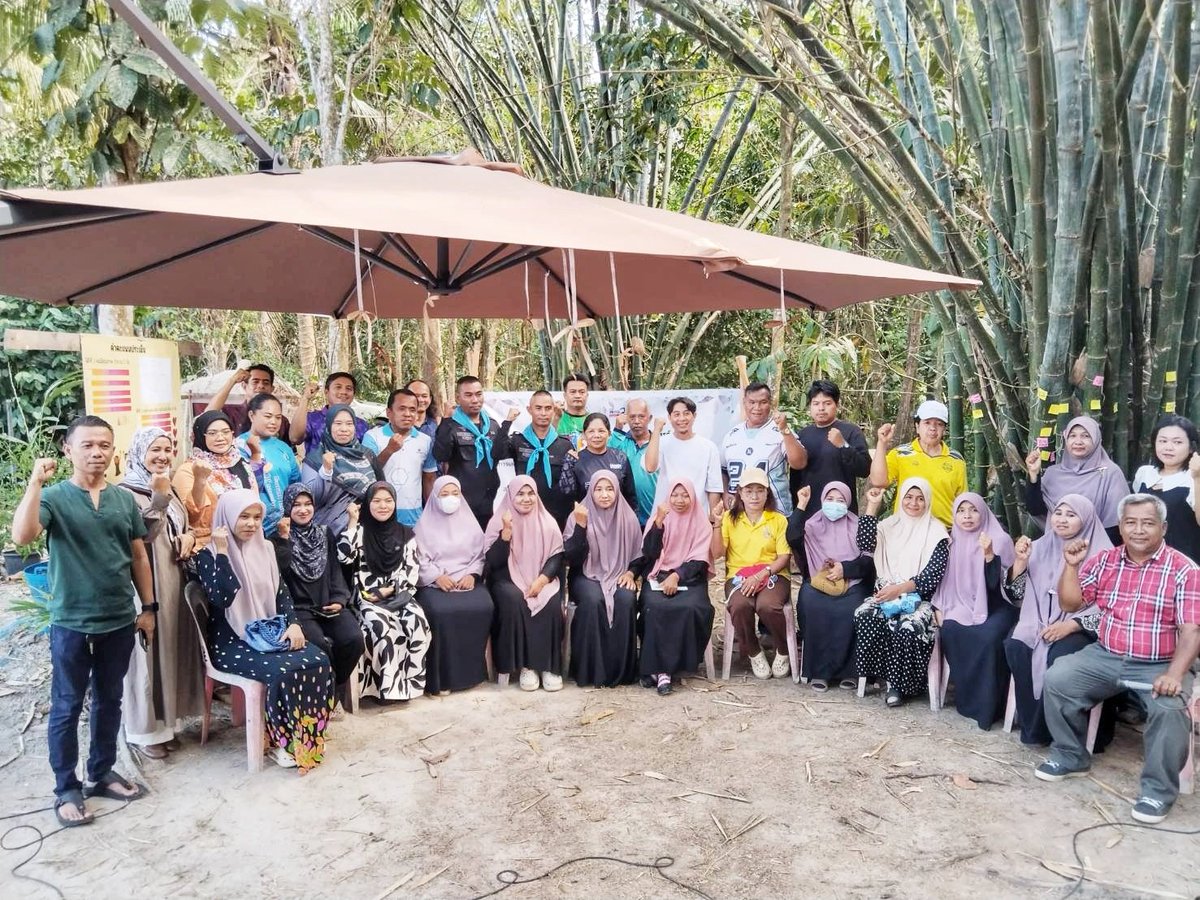💂ทหารพราน 45 ร่วมเวทีเสวนา “ตำบลเข้มแข็ง”
​แลกเปลี่ยนเรียนรู้ ต่อยอดเกษตรผสมผสาน เพื่อความยั่งยืนของพี่น้องชาวระแงะ
​#ทหารพราน45 #ตำบลเข้มแข็ง #เกษตรผสมผสาน
#ศูนย์ประชาสัมพันธ์ #หน่วยเฉพาะกิจกรมทหารพรานที่45