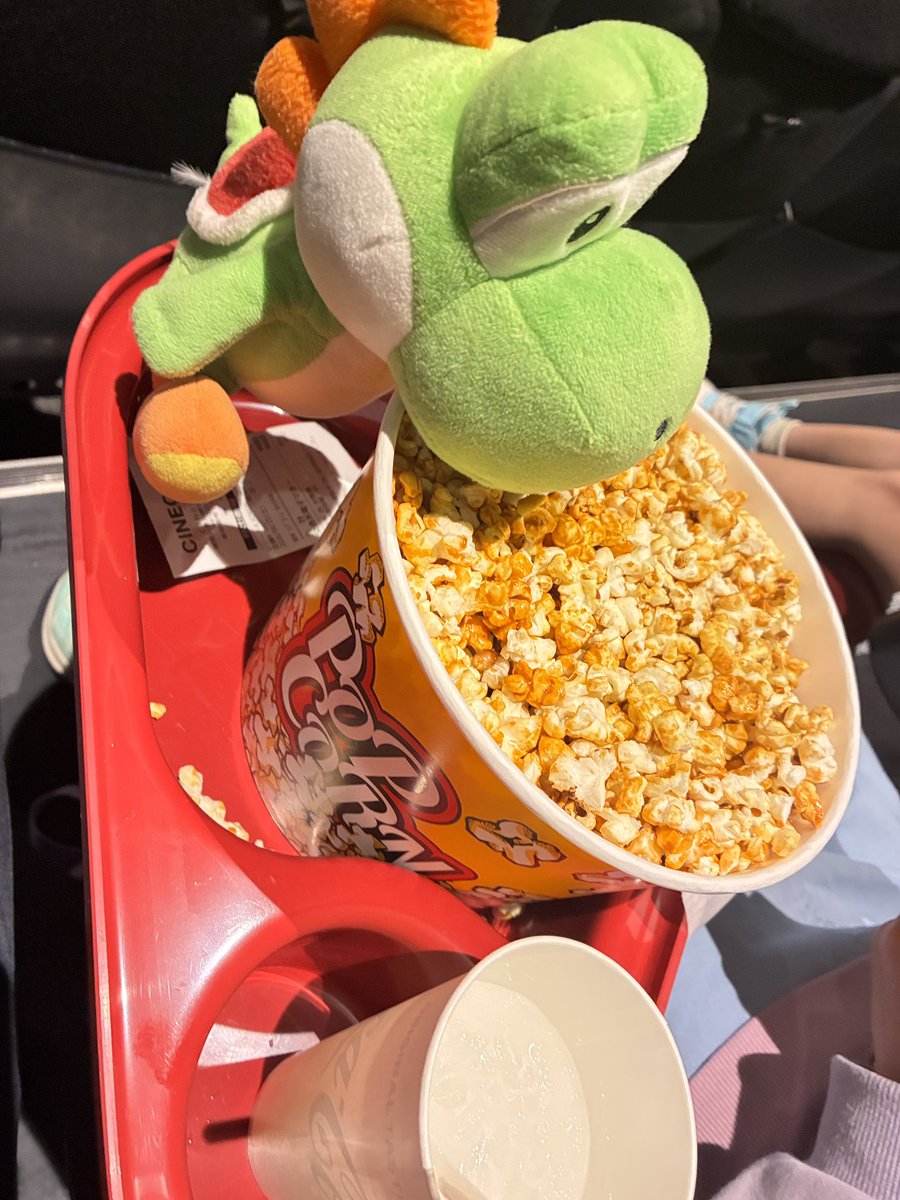 マリオ映画ヨッシーおともに観てきました✨
今回も最高でした！！！