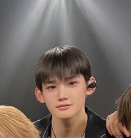 Kヒョンの首にくびったけ tweet media