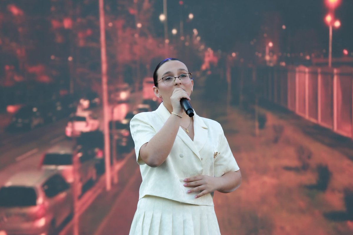 France_Albanie's tweet photo. L'amphithéâtre antique de 📍Durrës a vibré au son des voix envoûtantes des 15 finalistes du festival « La Voix de la Francophonie » 🎶. Le jury a décerné le premier prix à 👩‍🎤Juna Ruçi, 14 ans, de Durrës, et les 2e &amp; 3e places à David Kerri, Briselda Yzeiri, tous deux d'Elbasan. https://t.co/JaHZcdeJ0V