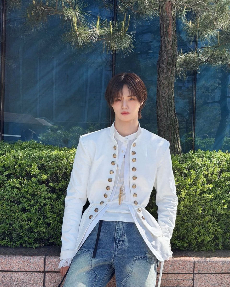 Army_Luné tweet media