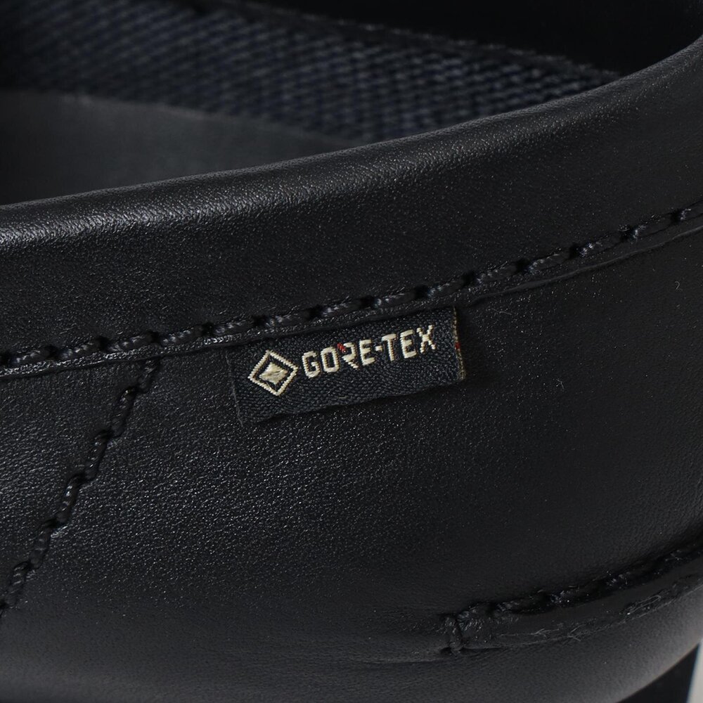 Fashion Press tweet media