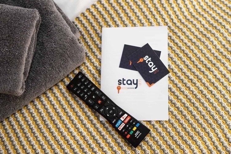 staylets1's tweet image. Need short or medium-term #accommodation? 

#StayLets in #Cheltenham &amp;amp; #Surrey provides spacious, modern #servicedapartments with all the comforts of home. 

Perfect for professionals &amp;amp; contractors! 

Book your stay at buff.ly/NN0HbL7 🧡

#BusinessTravel #Contractors