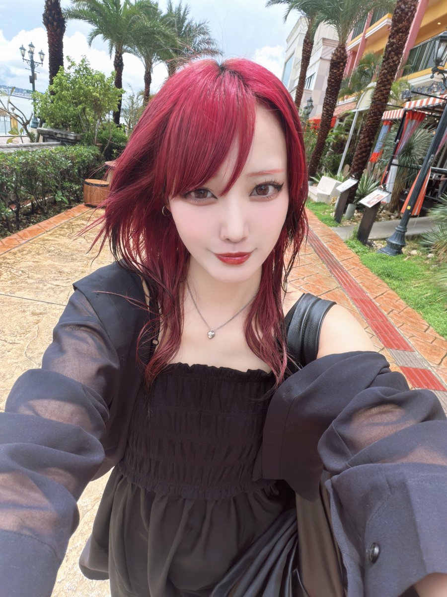 折原 伊桜 tweet media