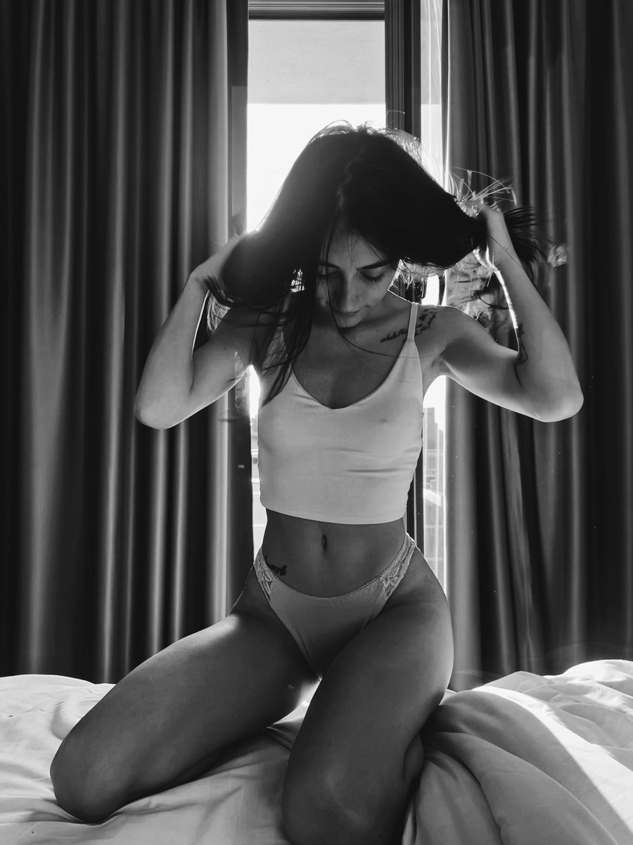 beeibbx's tweet photo. You can find more in my bio 💕 REPOST/RETWEET PLS 📸
#fyp
#viral
#explore
#trending
#model https://t.co/hoFlqO2BP9