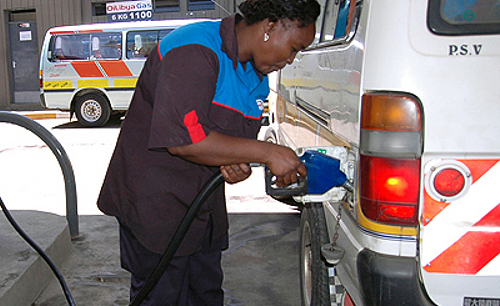 allafrica's tweet image. Oil Companies Deny Govt Claims of Fuel Hoarding, Hiking Prices @nilepostnews: allafrica.com/stories/202604… #Uganda