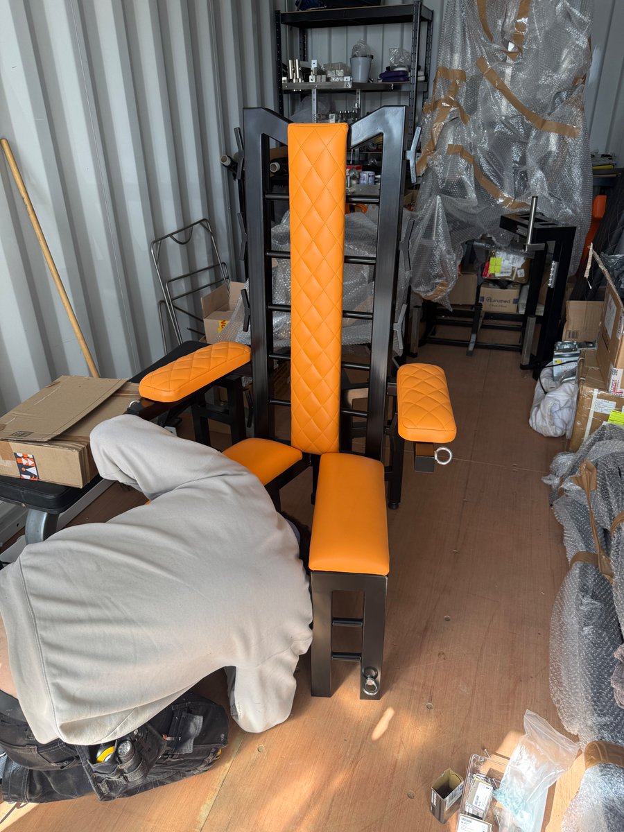 𝔼𝕟𝕗𝕖𝕥𝕥𝕖𝕣𝕖𝕕 tweet media