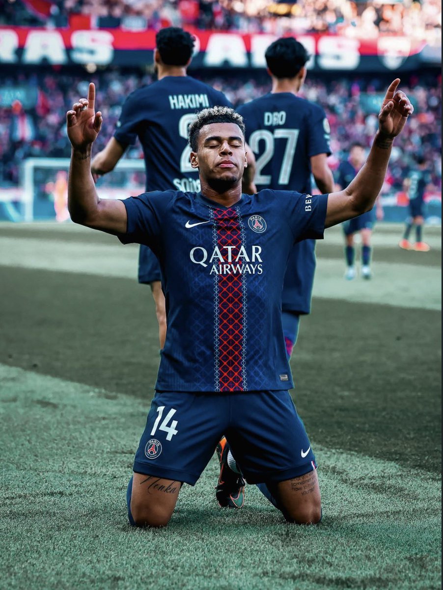 MEGA PSG 🇵🇸 tweet media