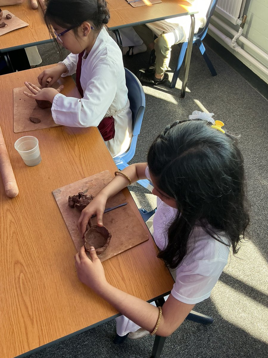 carltonj_i's tweet image. Year 4 got hands-on with history today for Roman Day! 🏺 The children loved creating their own pottery, inspired by ancient Roman designs—lots of creativity, teamwork, and a bit of clay-covered fun! #RomanDay #HandsOnLearning #PrimarySchool