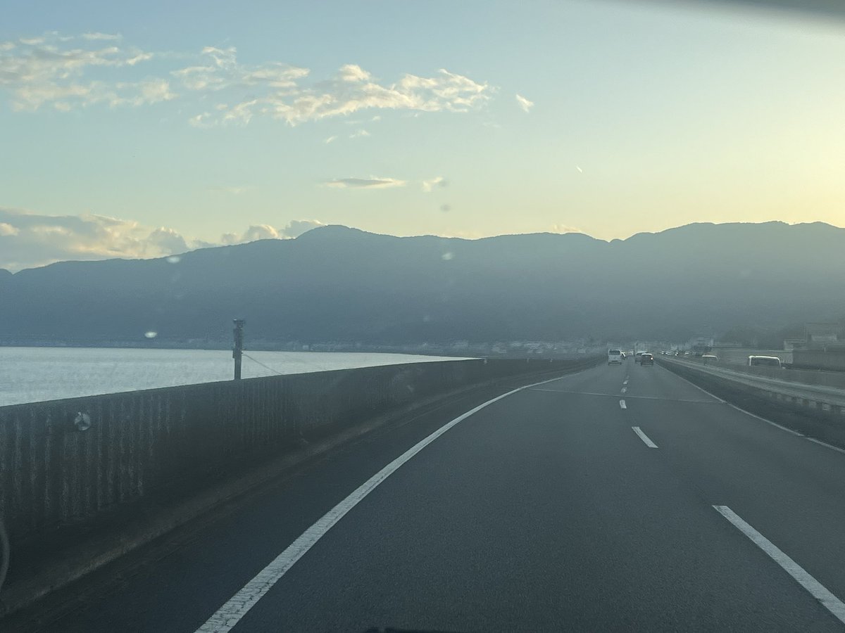 ウラタテツヤSTAFF tweet media