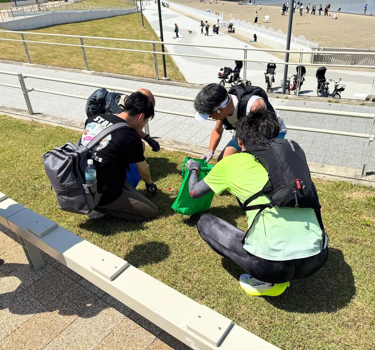 plogging_o_s's tweet photo. 26/4/26 #有明 #プロギング vol.1
🌸全国同日一斉開催「スプリング・プロギング・チャレンジ2026」
https://t.co/BMZKIEhjGg
第一回となる有明プロギング🏝️
素晴らしい天気のもと、有明の広い空の下で気持ち良くプロギングを楽しめました!
皆様どうもありがとうございました😊
#plogging
#plogga https://t.co/X3UhNtjzrM