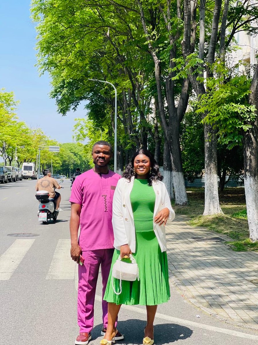 bwisdom23's tweet photo. Last Sunday of April, grateful for God’s protection and the blessings of this journey. 🙏 https://t.co/z7I9qUxGq2